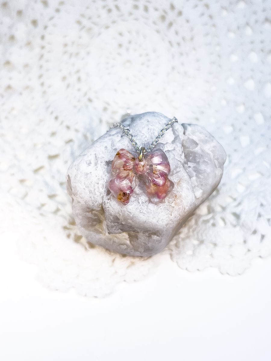 Mayflower Bow Necklace