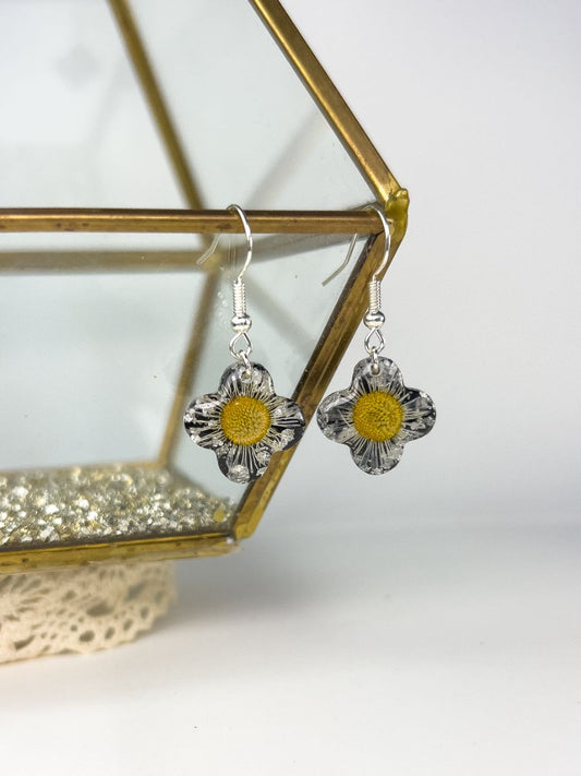 Black Daisy Clover Dangle Earrings