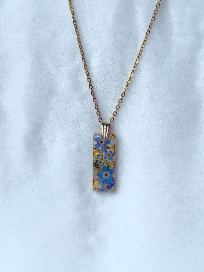 Queen Anne's Lace & Forget-Me-Not Rectangle Necklace