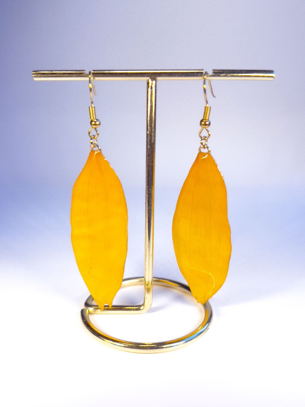 Handmade brown eyed Susan petal dangle earrings. 