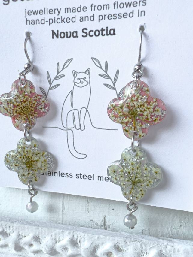 Queen Anne's Lace Clover Dangle Earrings