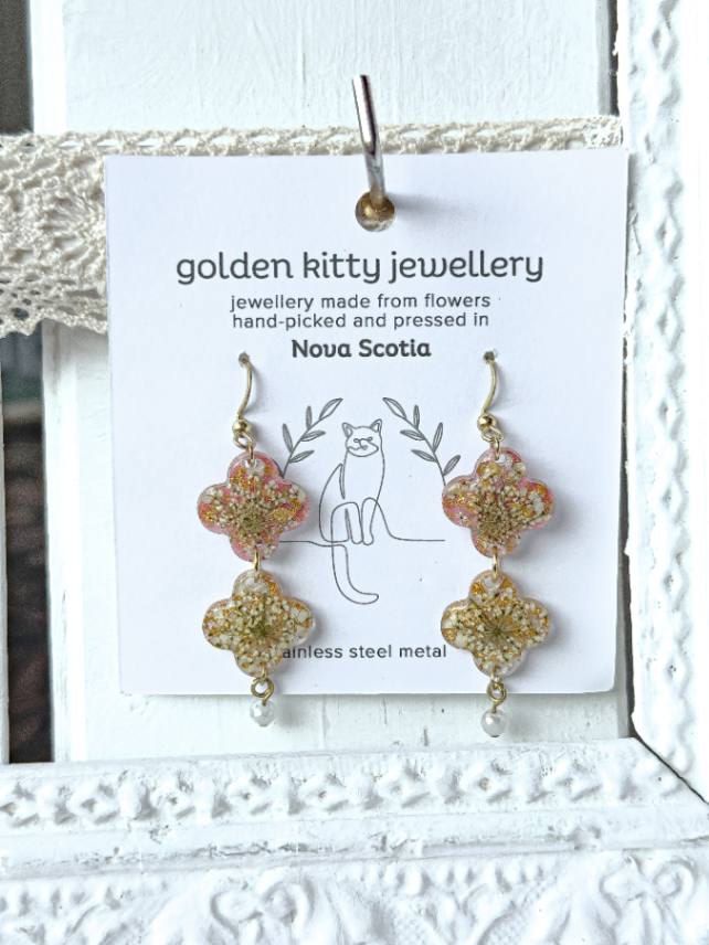 Queen Anne's Lace Clover Dangle Earrings