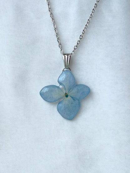 Blue Hydrangea 3D Necklace