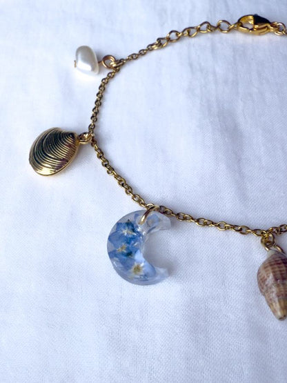 Beachy Charm Bracelet in Blue