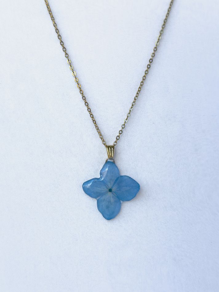 Blue Hydrangea 3D Necklace