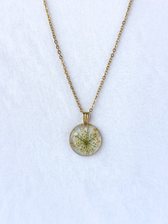 Queen Anne's Lace Necklace