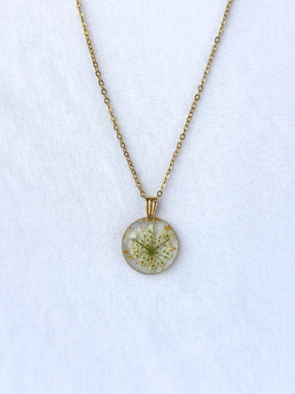 Queen Anne's Lace Necklace