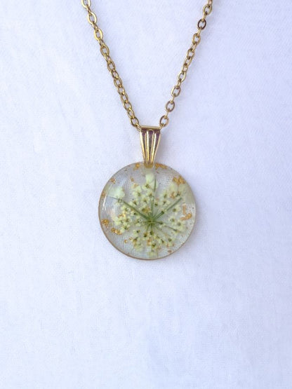 Queen Anne's Lace Necklace